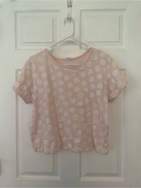 Baby Pink Daisy Short Sleeve Tee